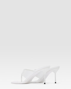 PATENT LEATHER MULE