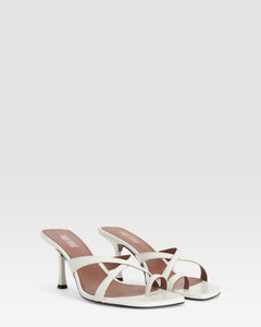 MULE EN NAPPA