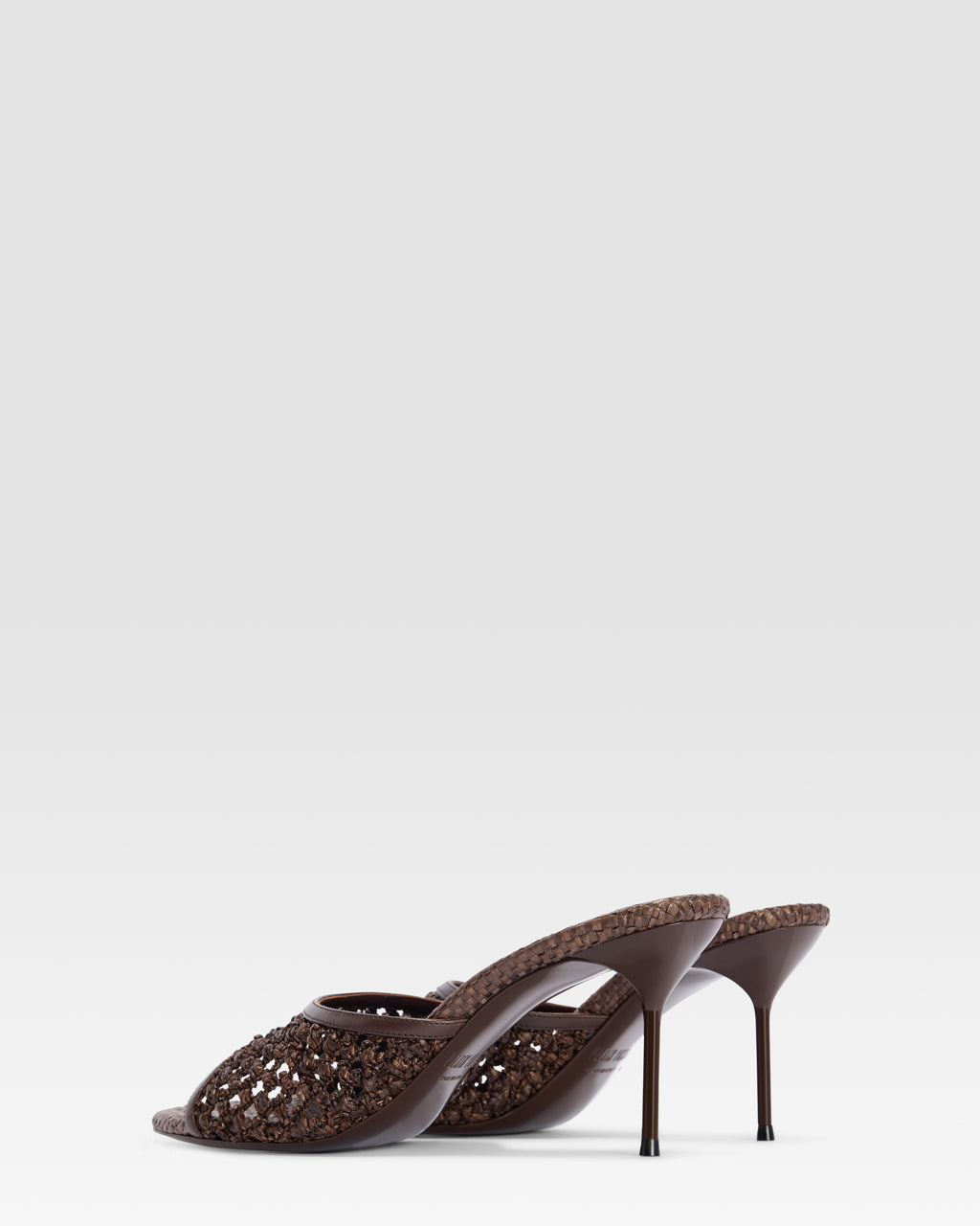 MULE EN RAPHIA