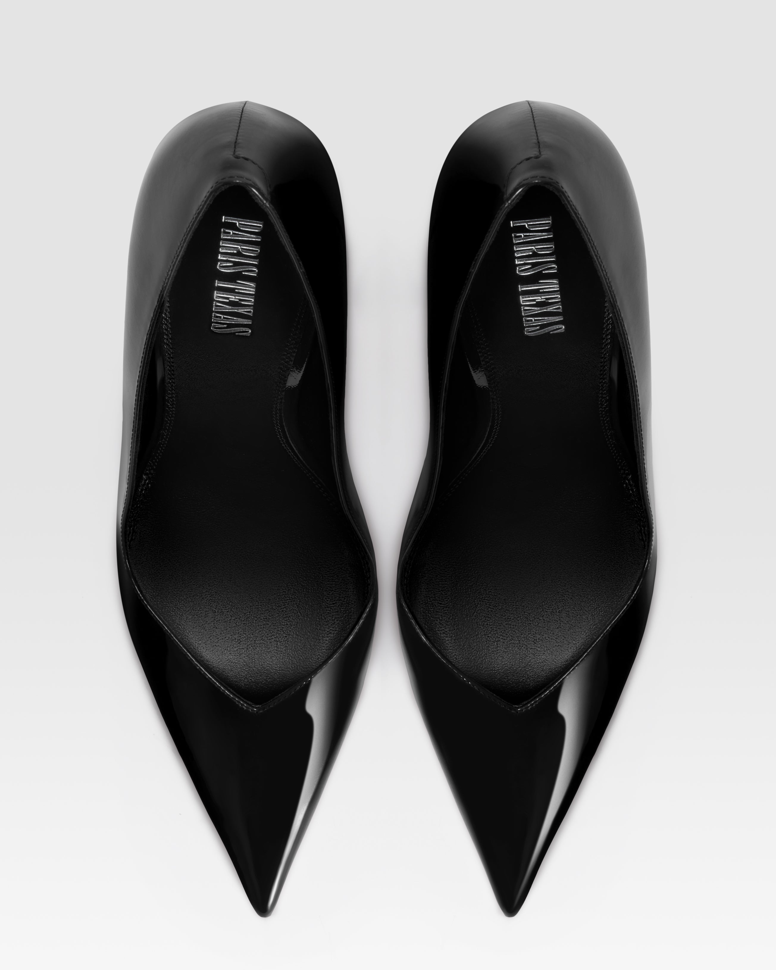 PATENT LEATHER PUMP