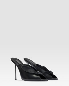 MULE DE NAPA CON DETALLE DE LAZO