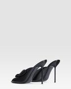 MULE DE NAPA CON DETALLE DE LAZO