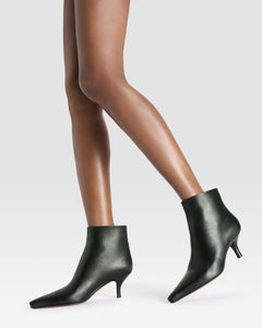 LEDER ANKLE BOOT