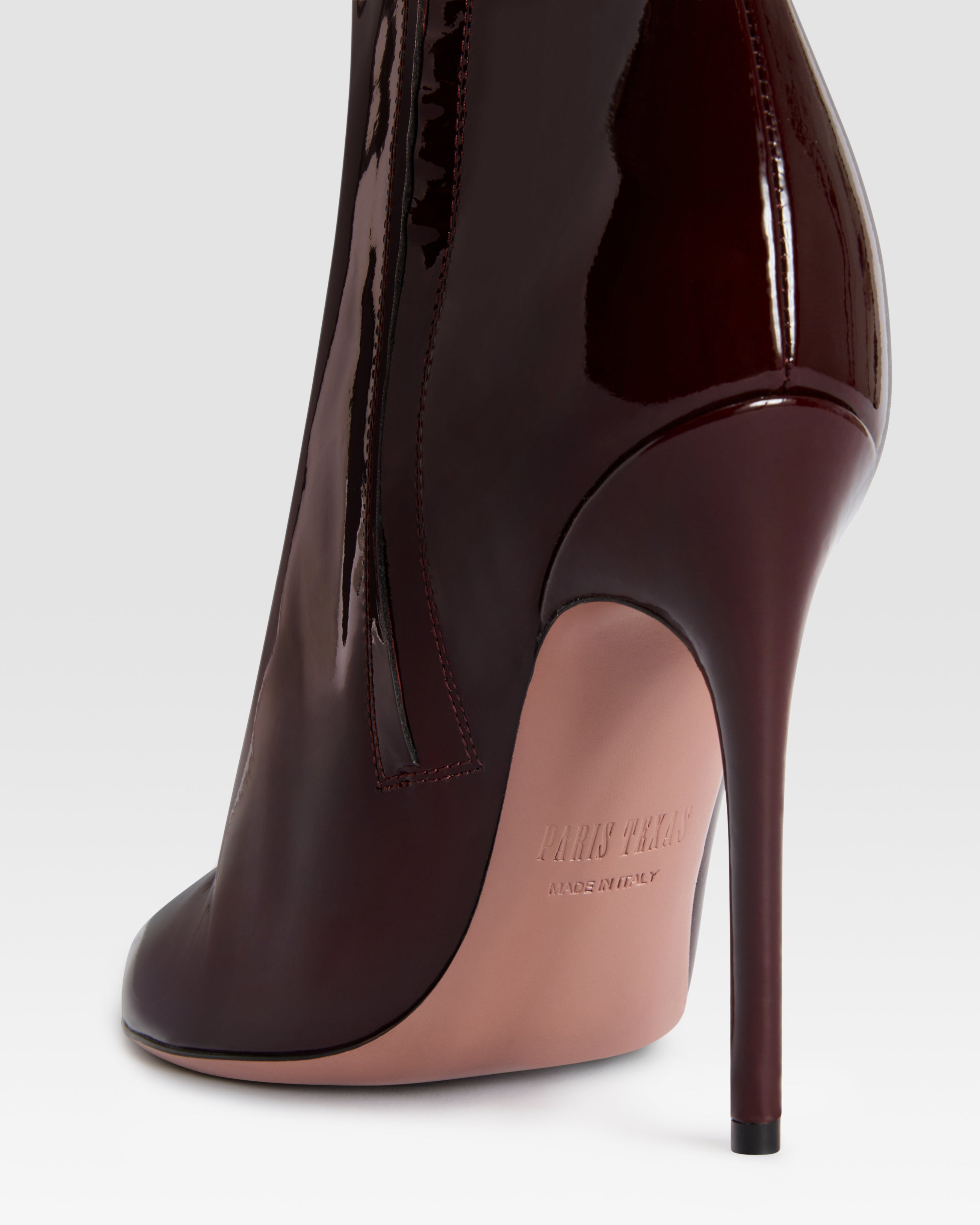LACKLEDERSTIEFEL