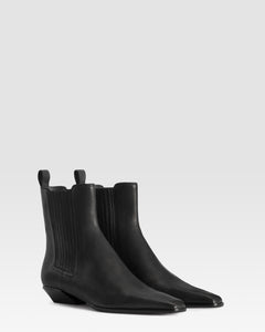 LEDER ANKLE BOOT