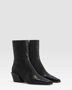 LEDER ANKLE BOOT