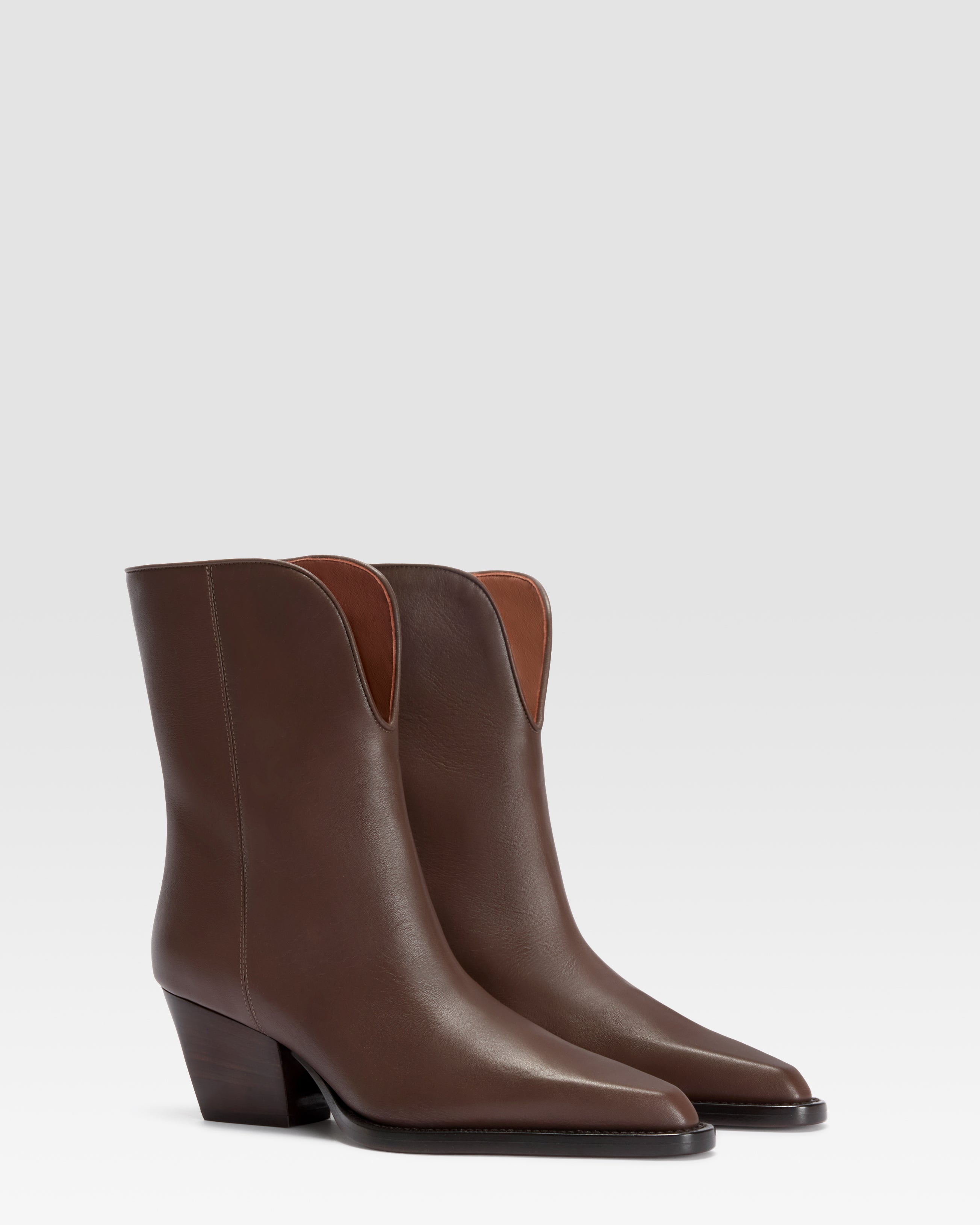 LEDER ANKLE BOOT