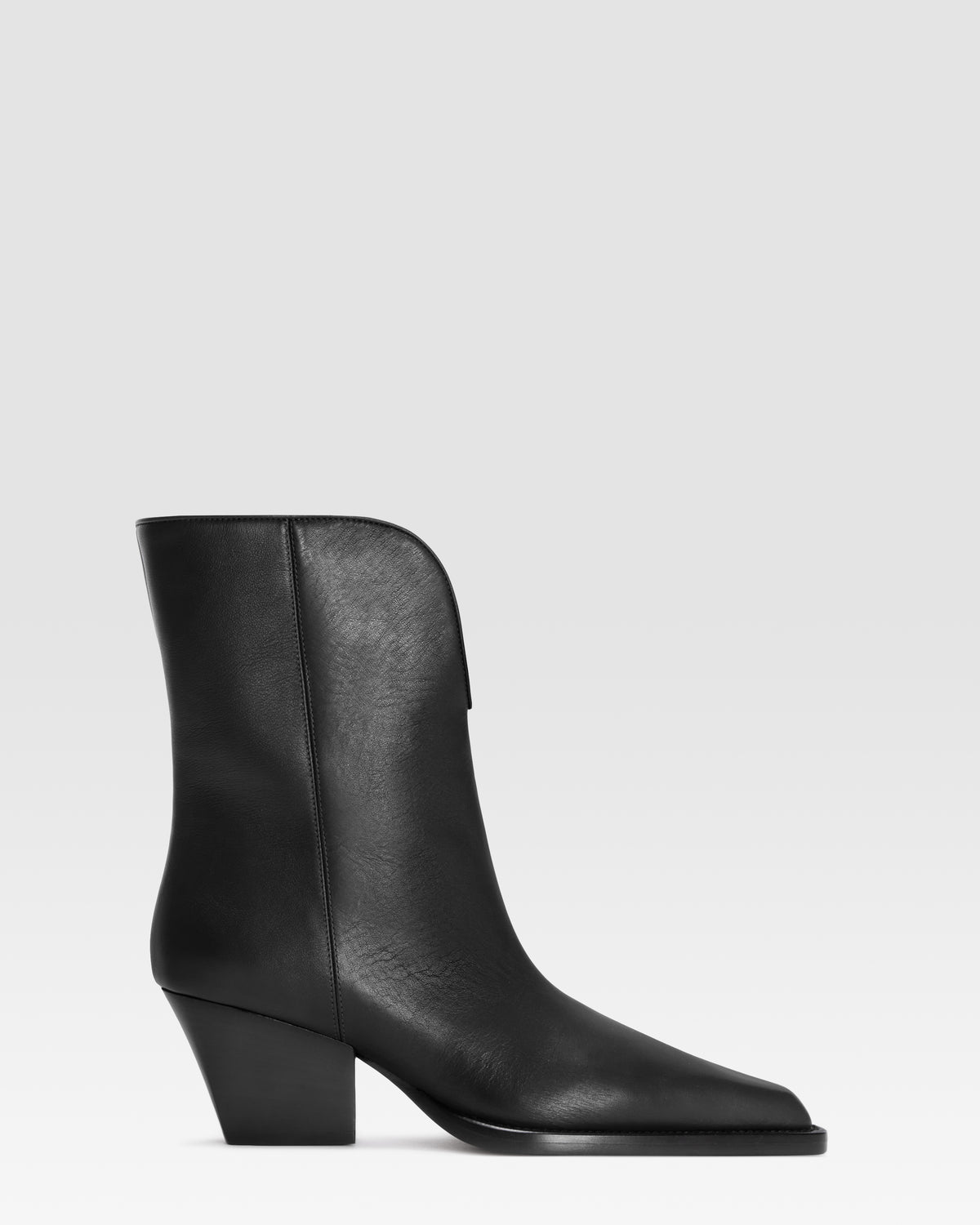 LEDER ANKLE BOOT