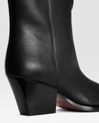 LEATHER ANKLE BOOT