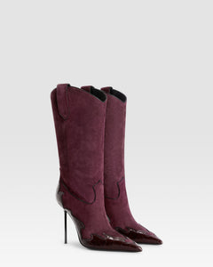 STIVALE IN PELLE SCAMOSCIATA CON RICAMO CUT-OUT E INTARSI A CUORE