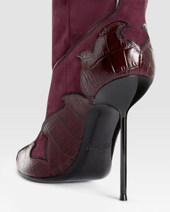 STIVALE IN PELLE SCAMOSCIATA CON RICAMO CUT-OUT E INTARSI A CUORE
