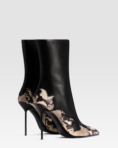 STIVALETTO IN NAPPA CON RICAMO CUT-OUT E INTARSI A CUORE