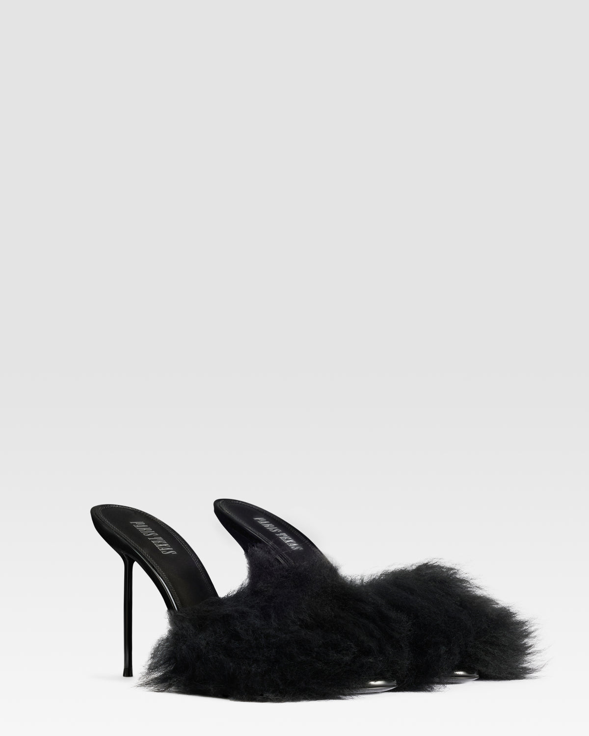 FURRY MULE IN SOFT FUR WITH PATENT LEATHER ACCENTS