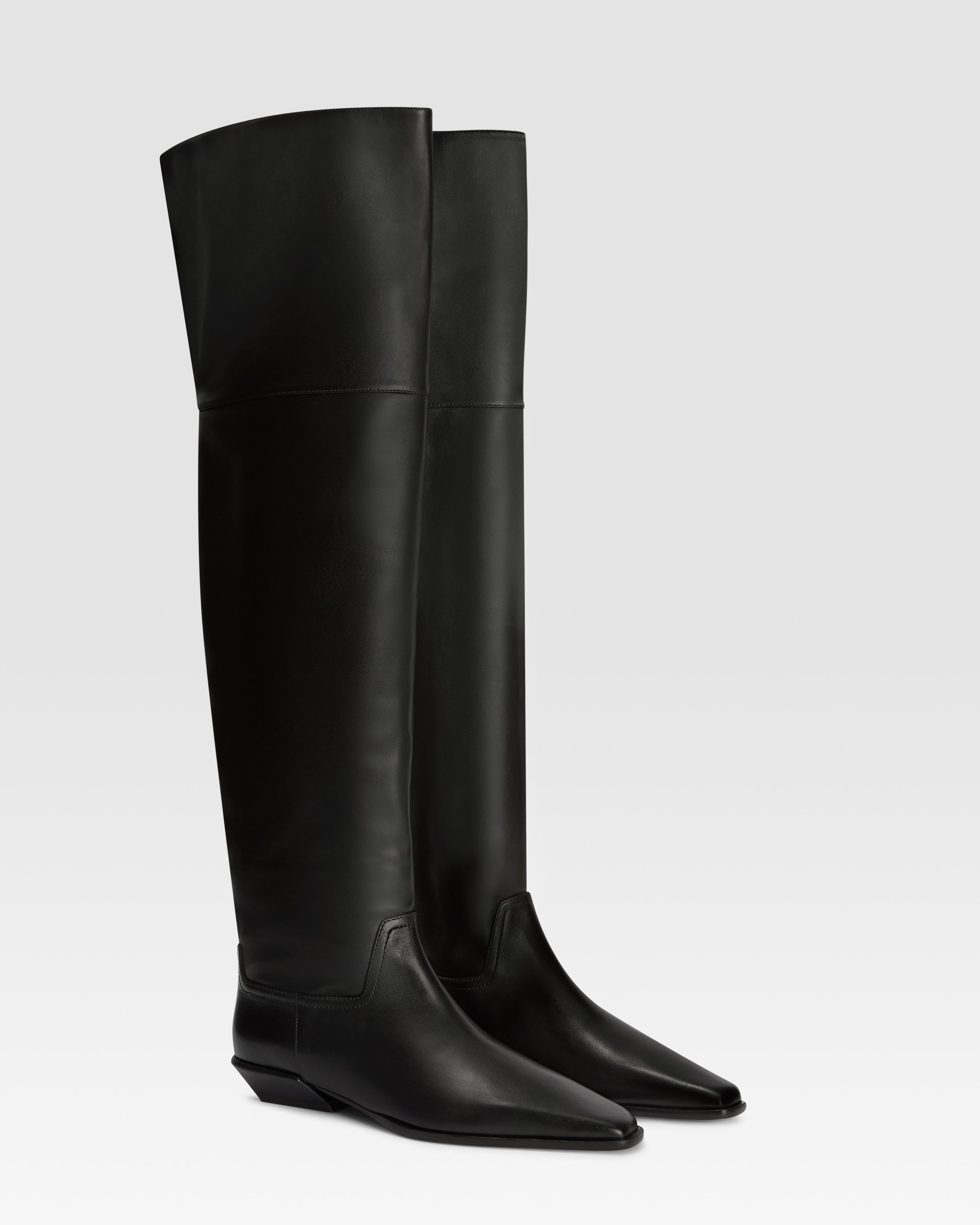 BOTTE CUISSARDE EN CUIR