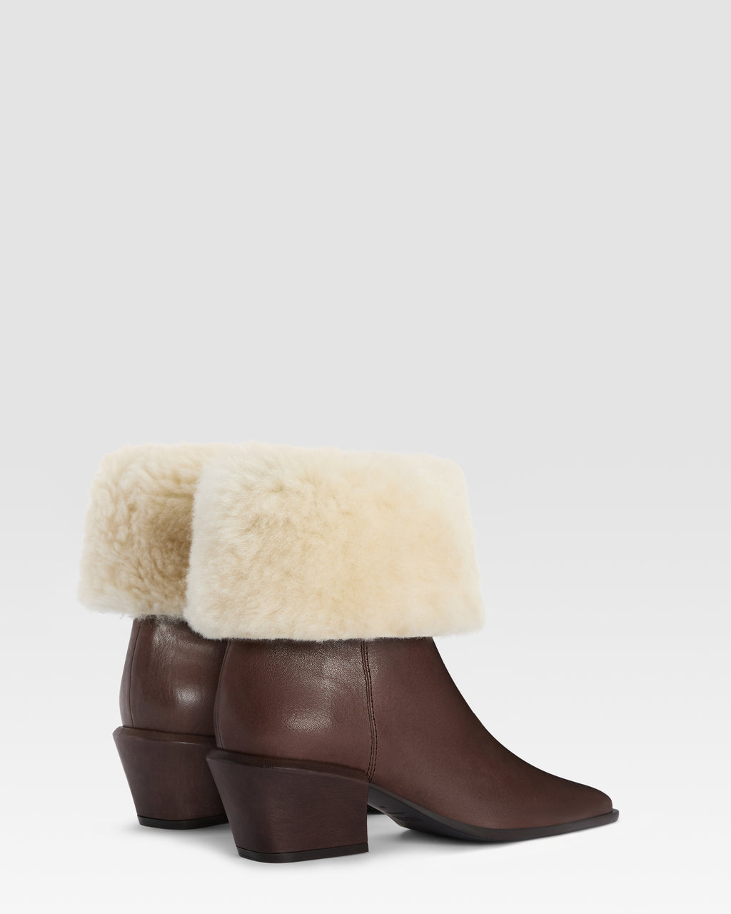 ANKLE BOOT AUS LEDER UND WEICHEM SHEARLING