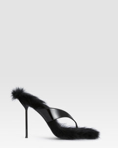 LACKLEDER THONG MULE MIT SHEARLING-INNENSOHLE
