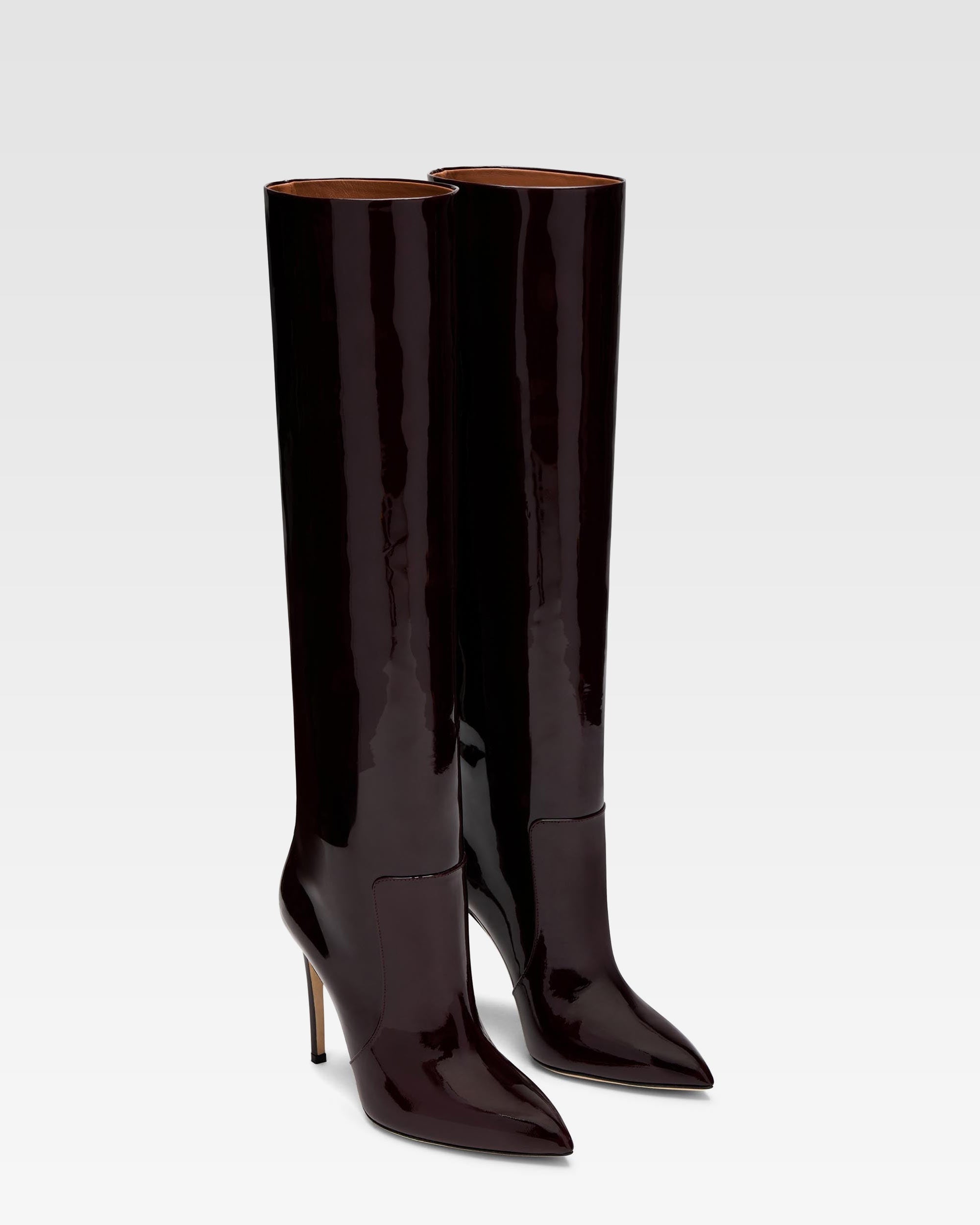 Bottes stiletto en cuir verni rouge noir