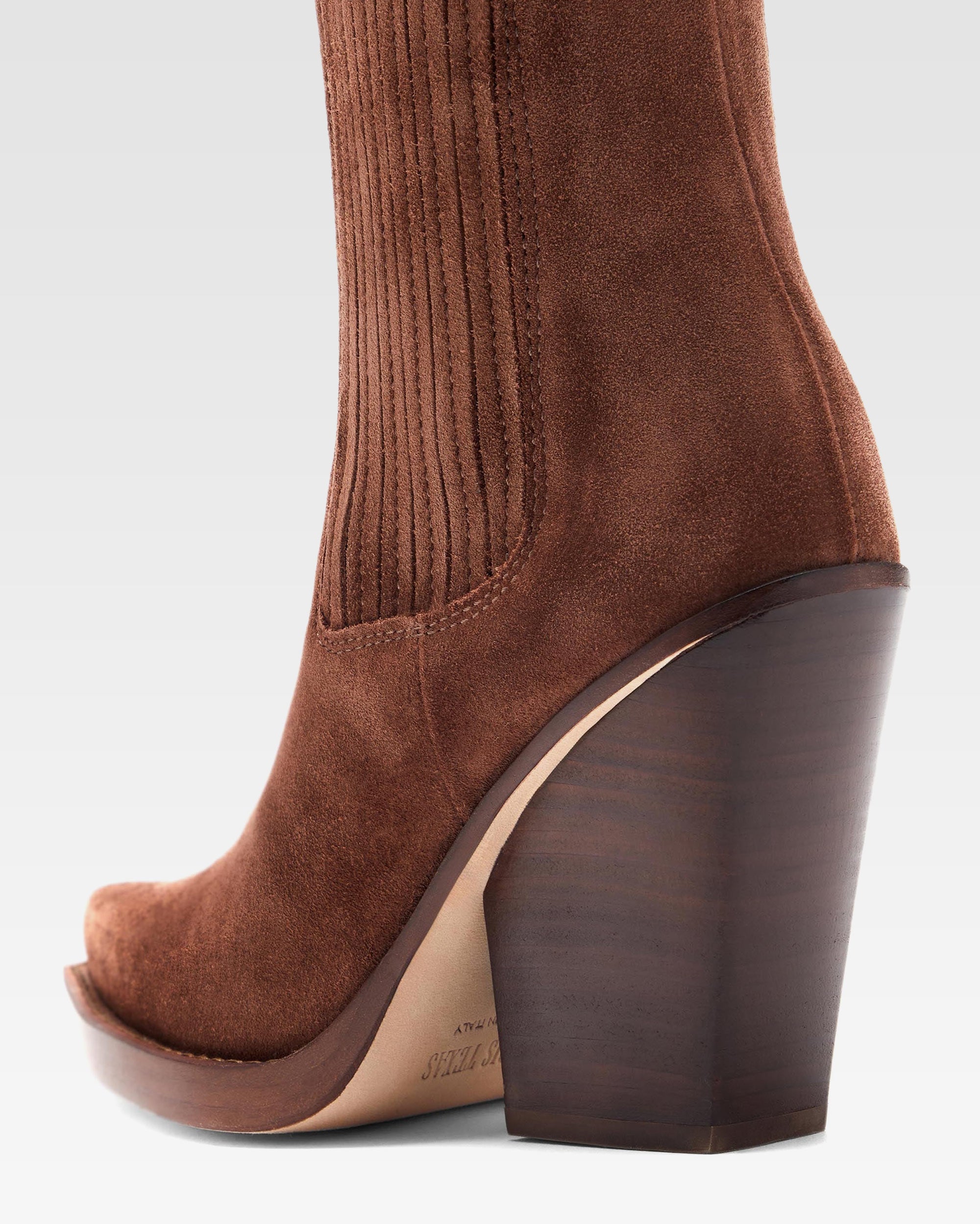 Bottines en veau velours marron canyon