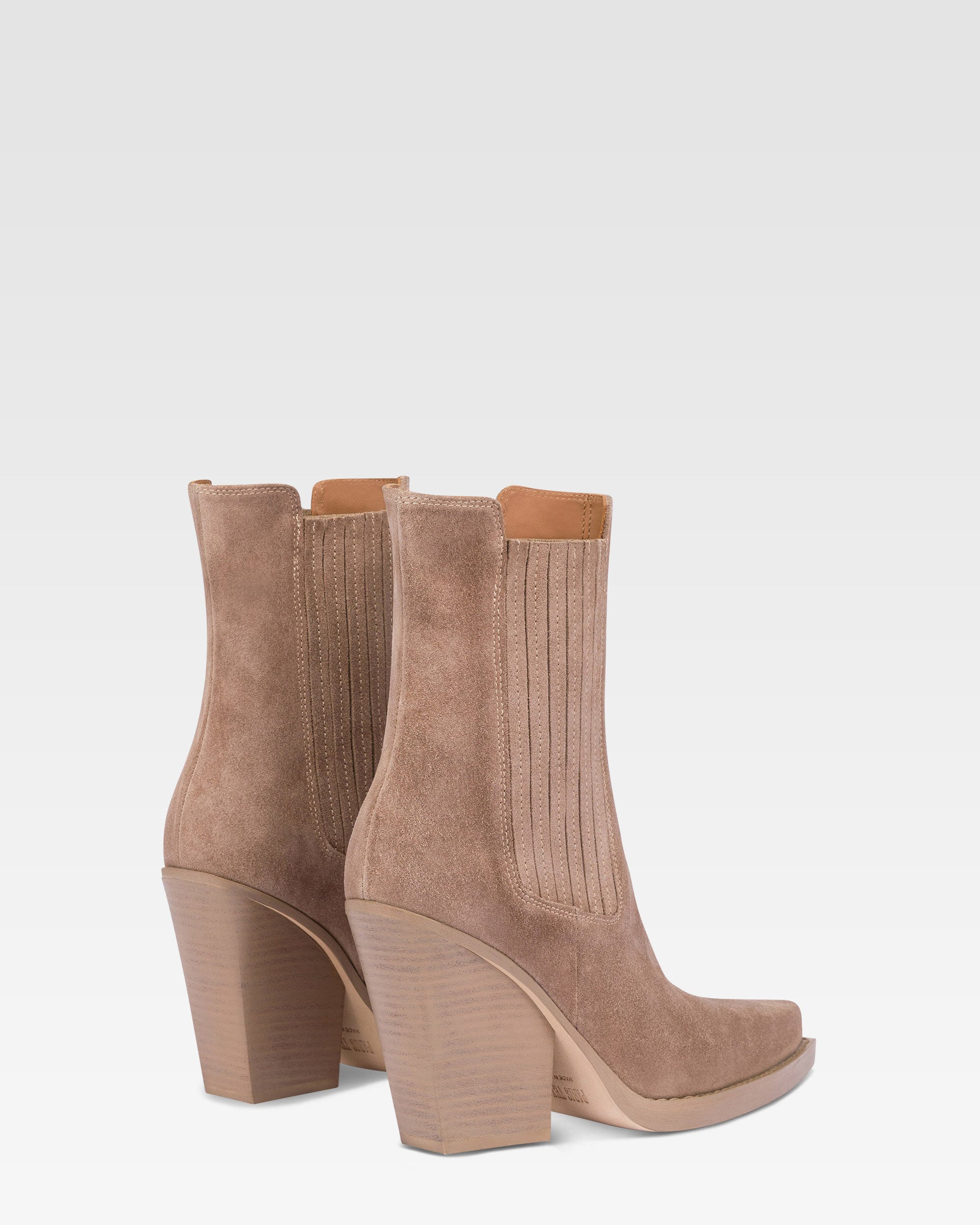 Botines con puntera cuadrada de ante color gris