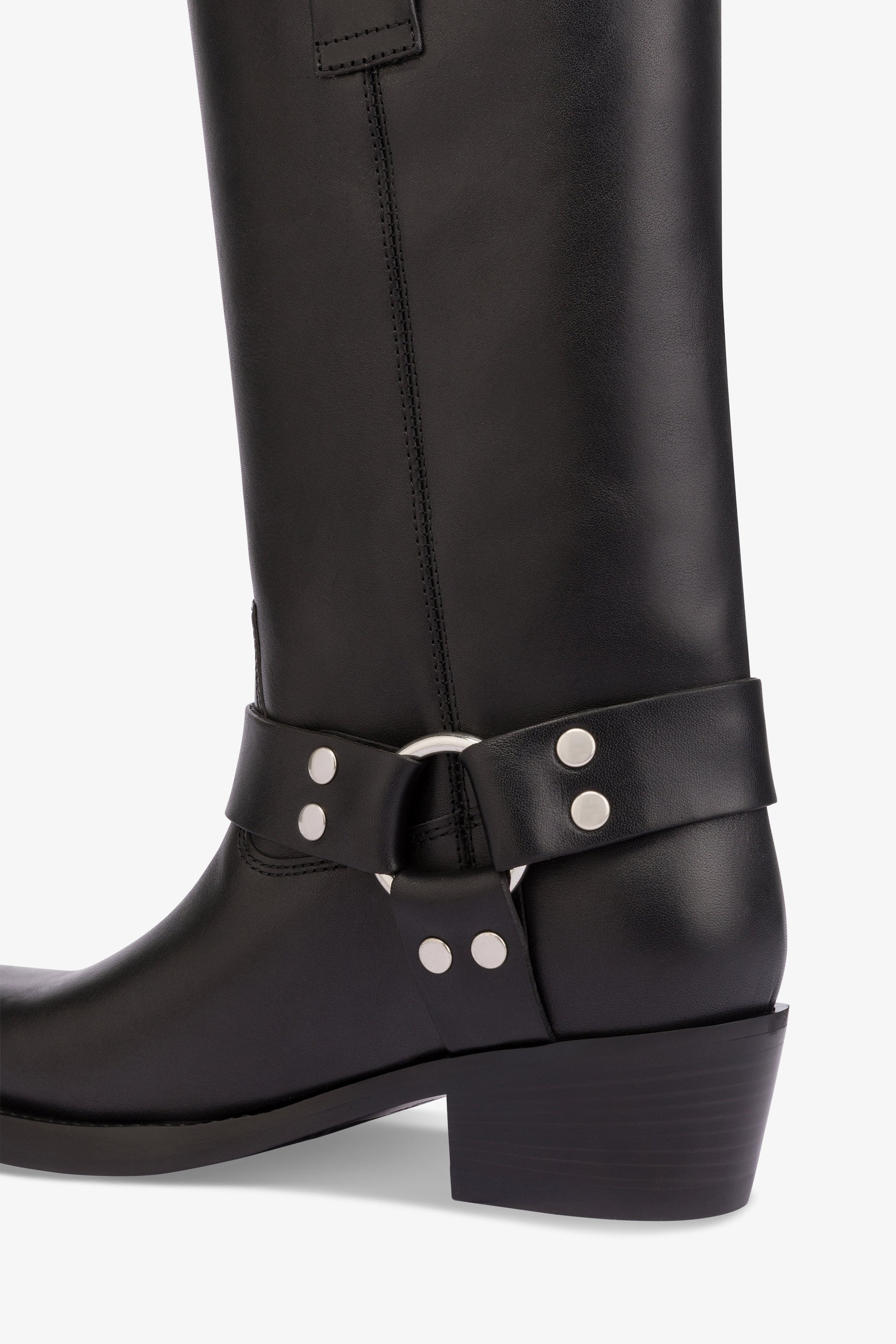 Square-toe boots in smooth black leather