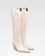 Botas en cuero blanco y con estampado de lagarto