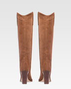 Botas hasta la rodilla de punta fina en piel lisa color marron oscuro