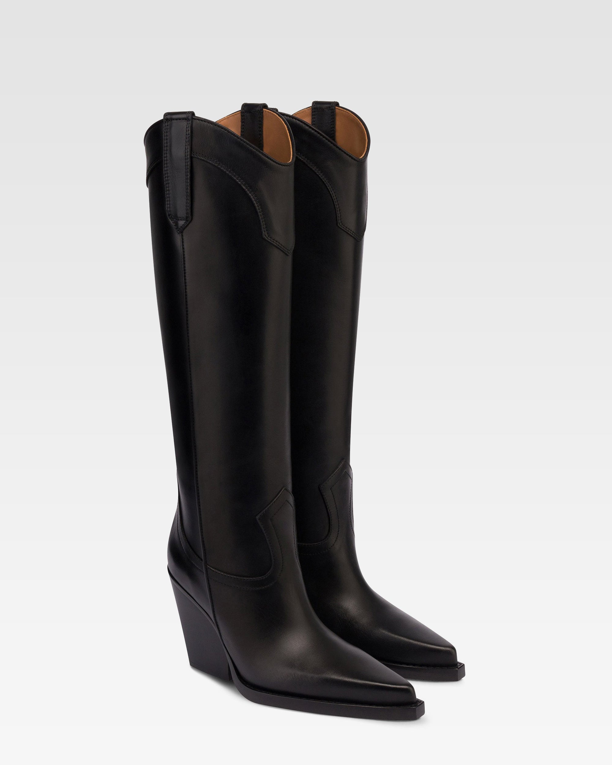 Bottes en cuir noir