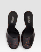 LACKLEDER PLATFORM MULE IN SCHILDPATT-OPTIK