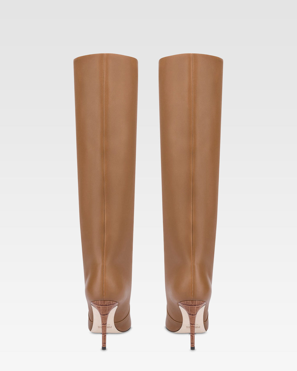 Boots in pecan calf leather