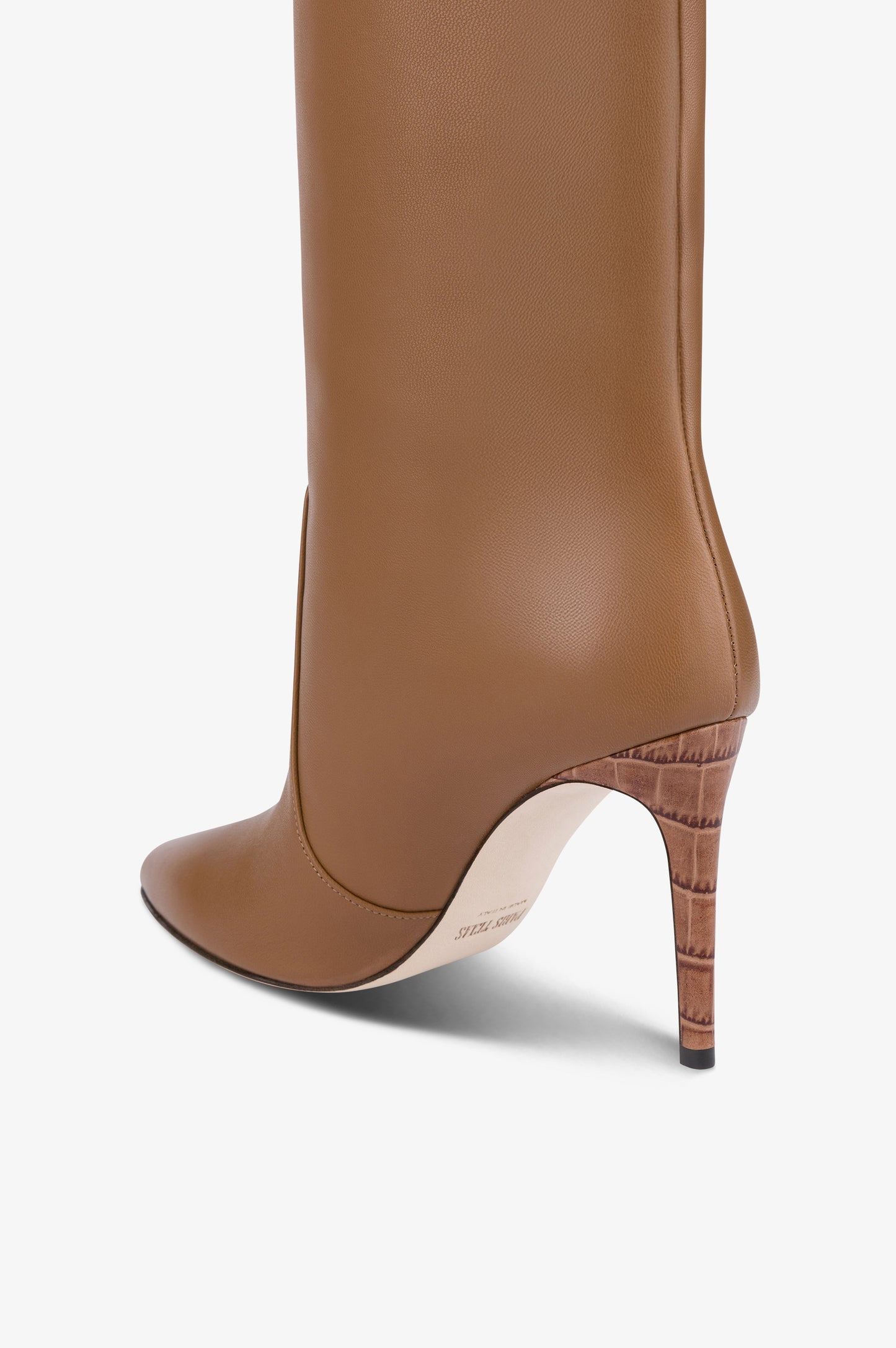 Bottes en cuir de veau couleur noix de pecan