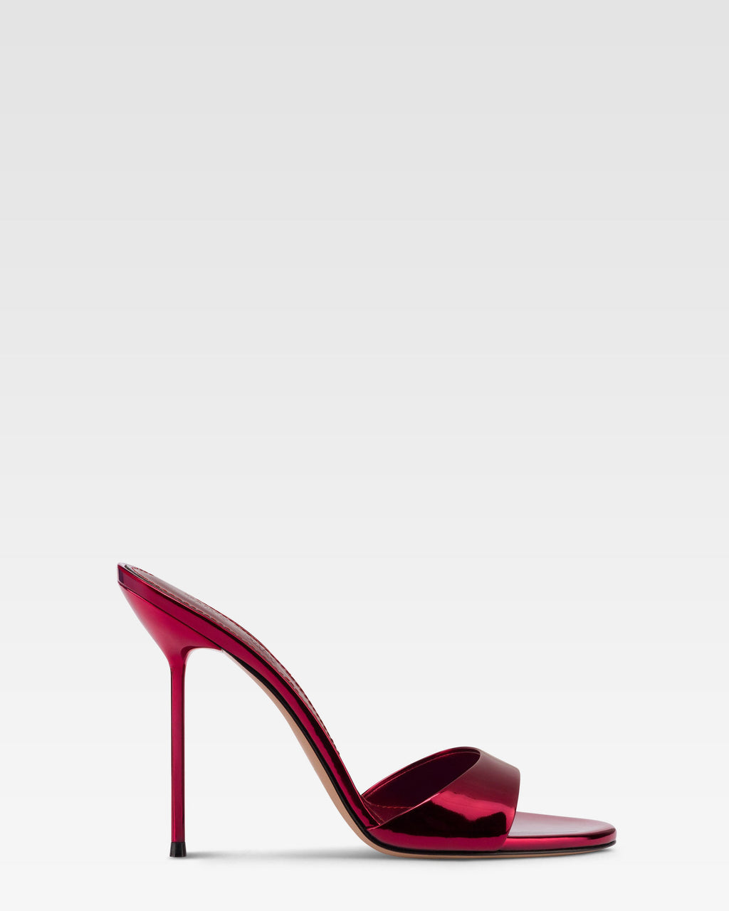 Mules in pelle specchiata rossa