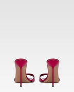 Mules in pelle specchiata rossa