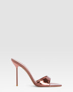 Mules en cuir effet miroir couleur rose du Texas