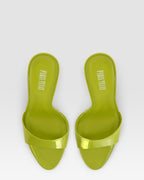 MULE EN VERNIS