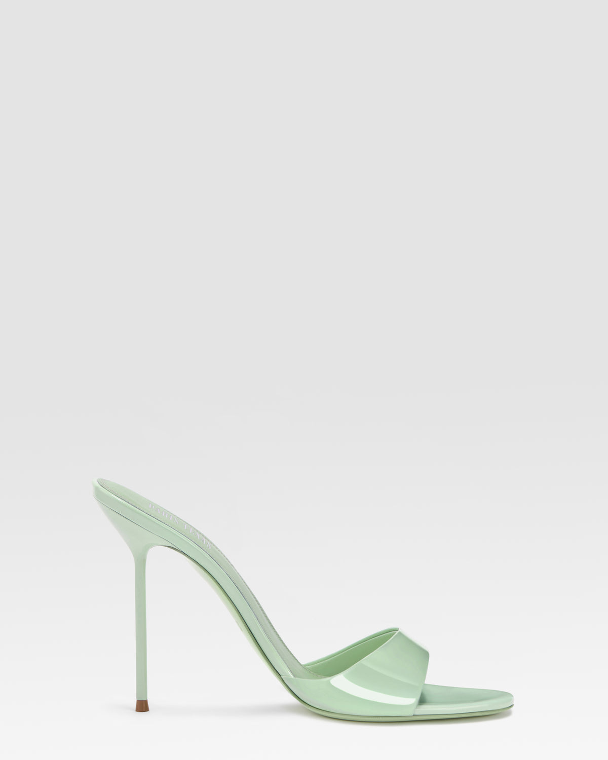 Mule en cuir verni