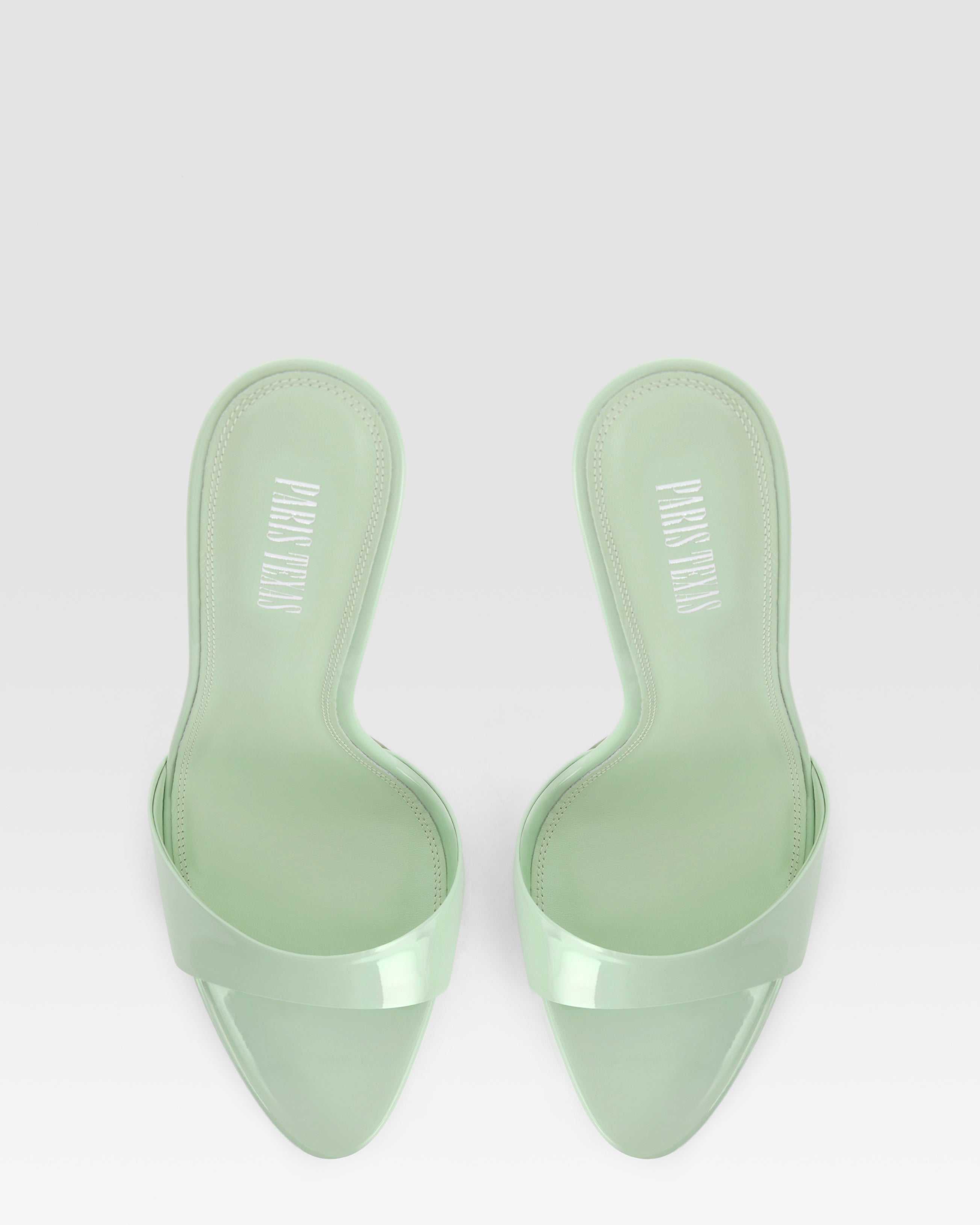 Mule en cuir verni