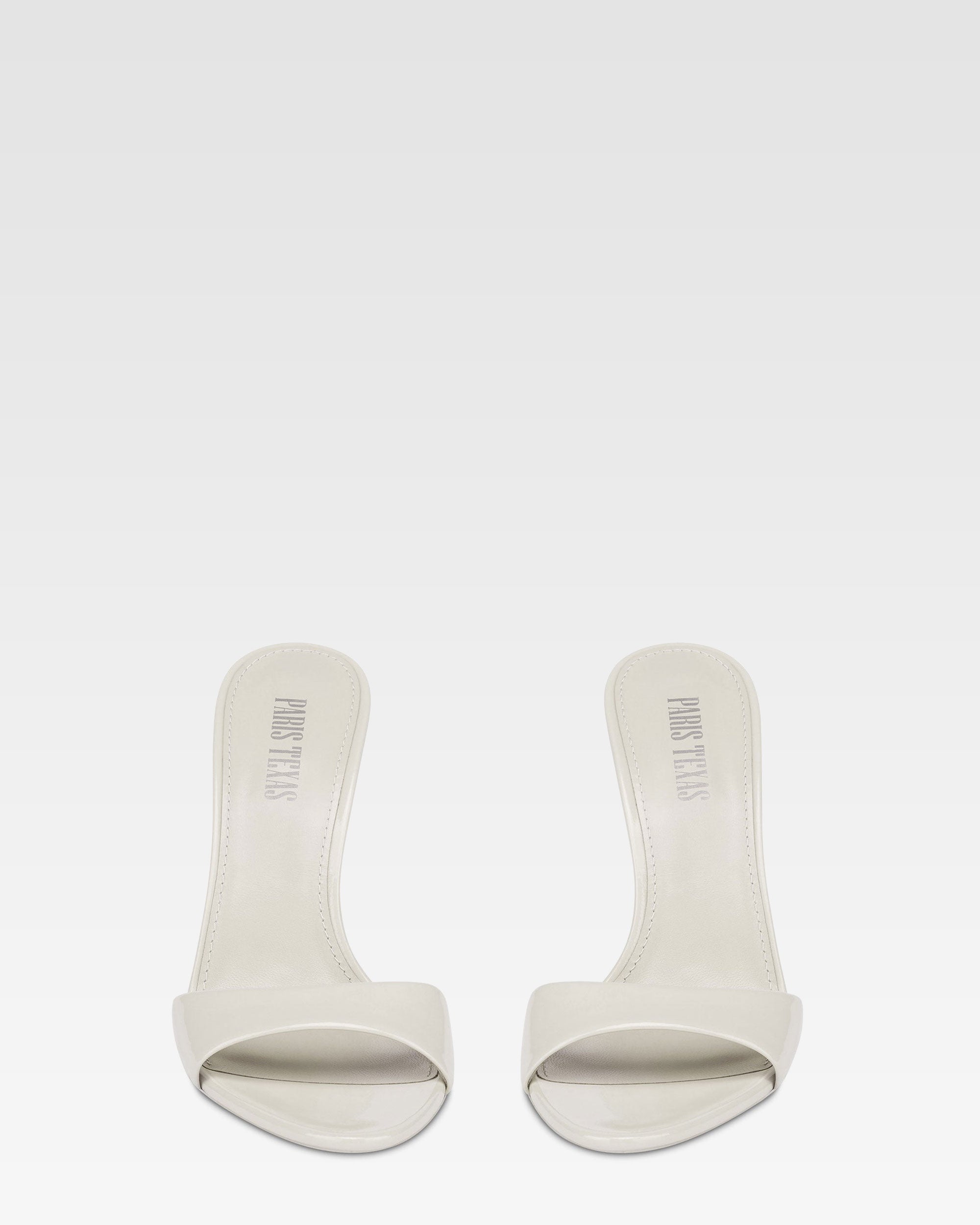 Mules in vernice grigia