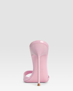 Mules en cuir verni rose petale