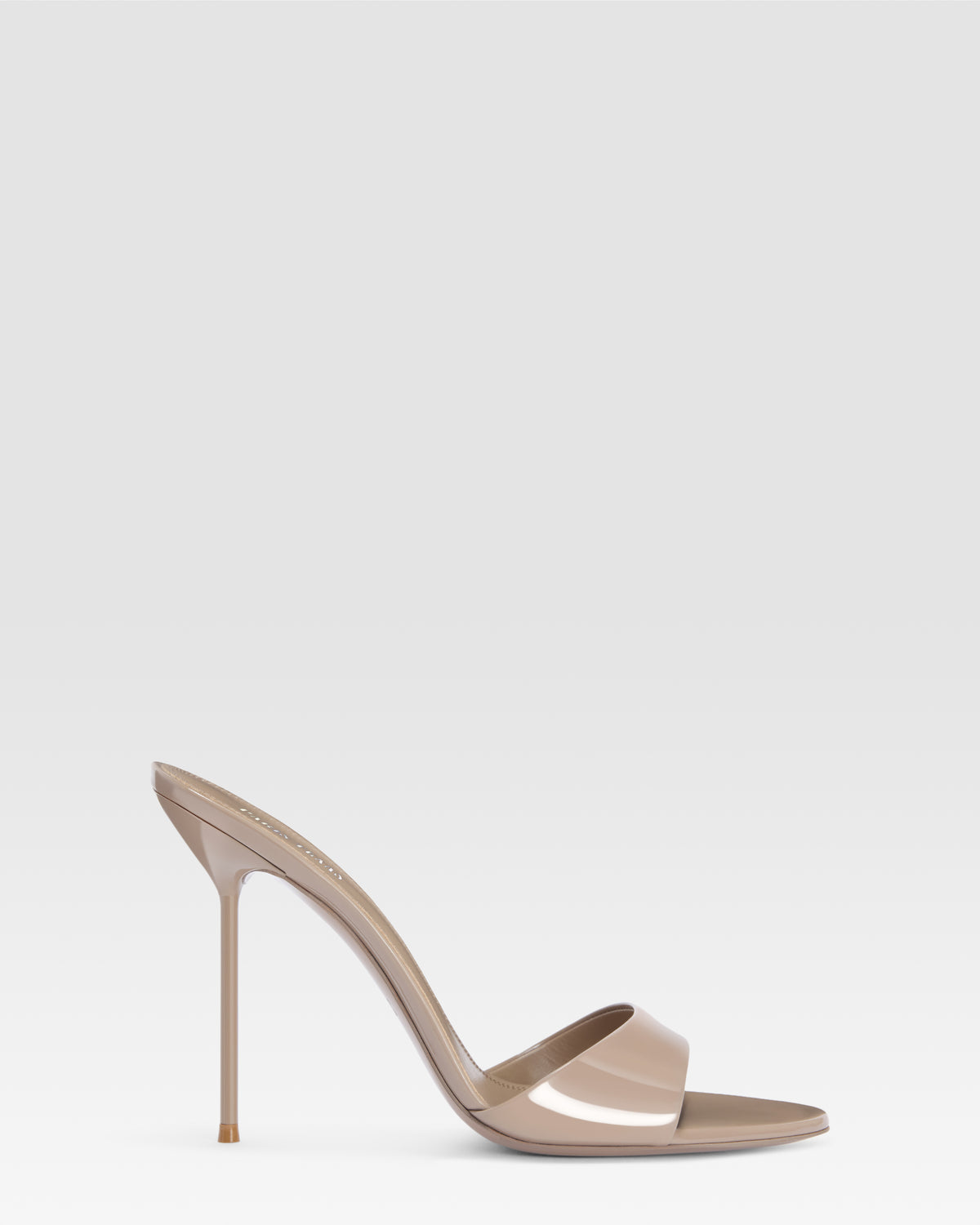 MULE AUS LACKLEDER