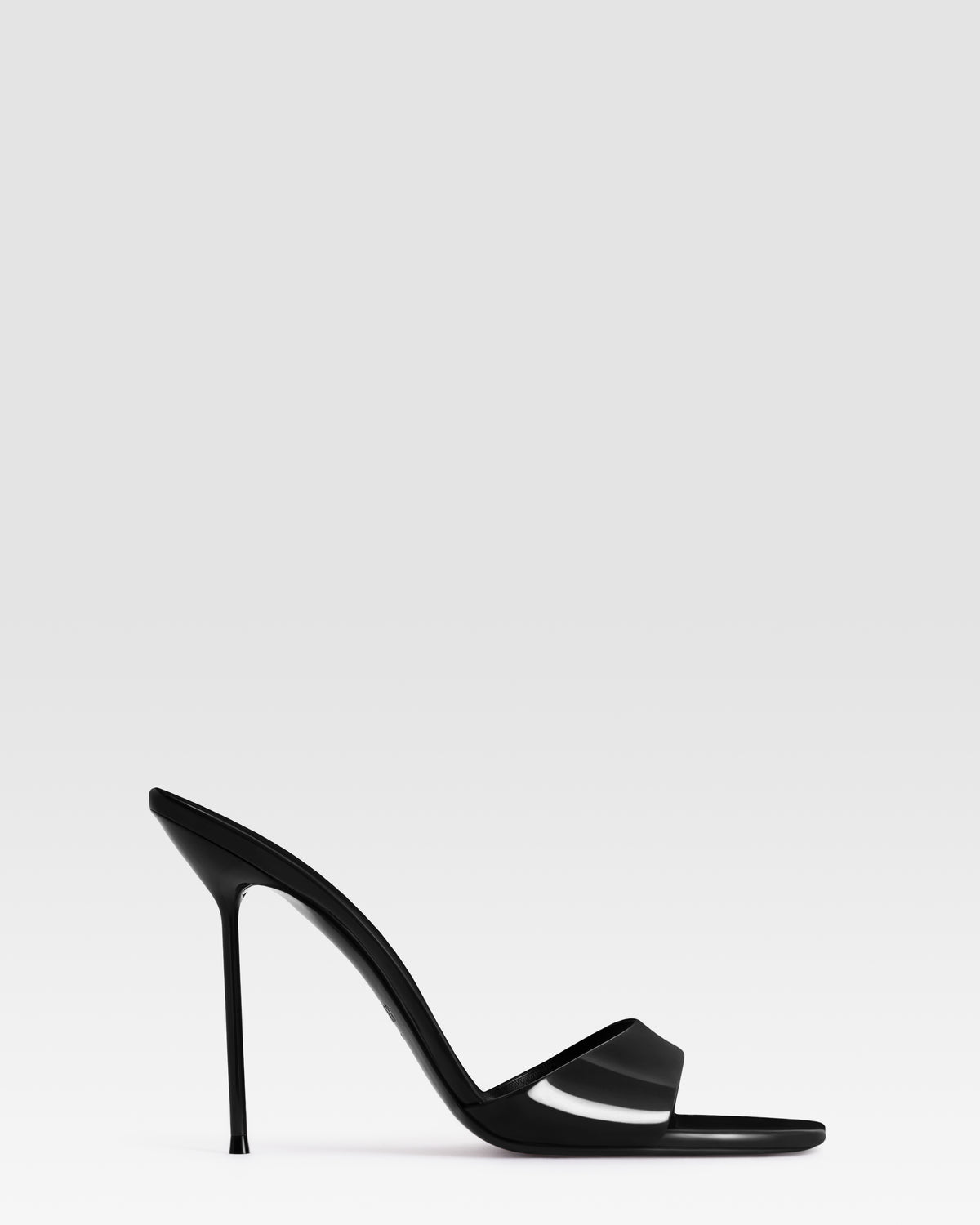 Patent leather mule