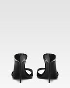 Mules de charol negro