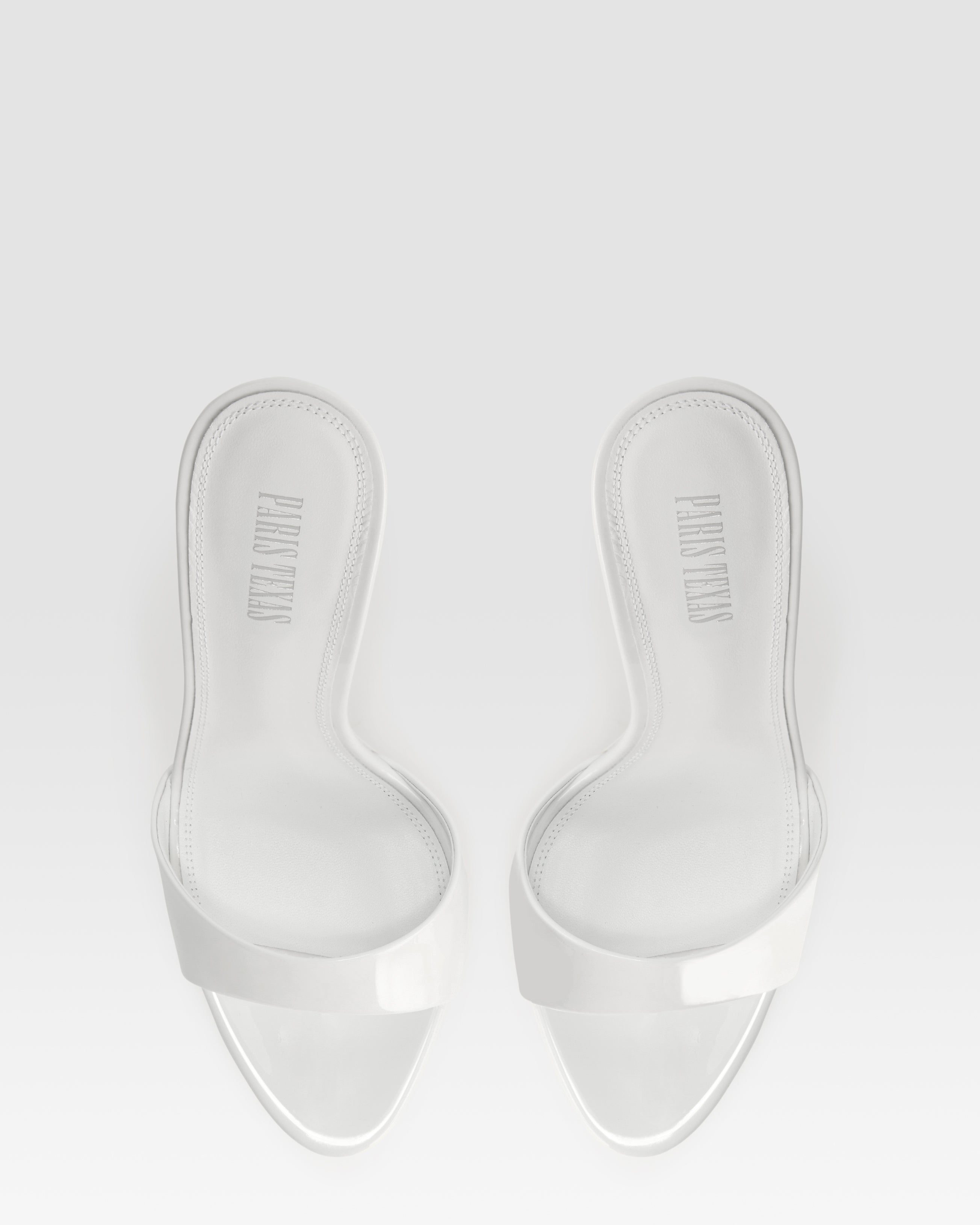 Mules de charol color blanco optico