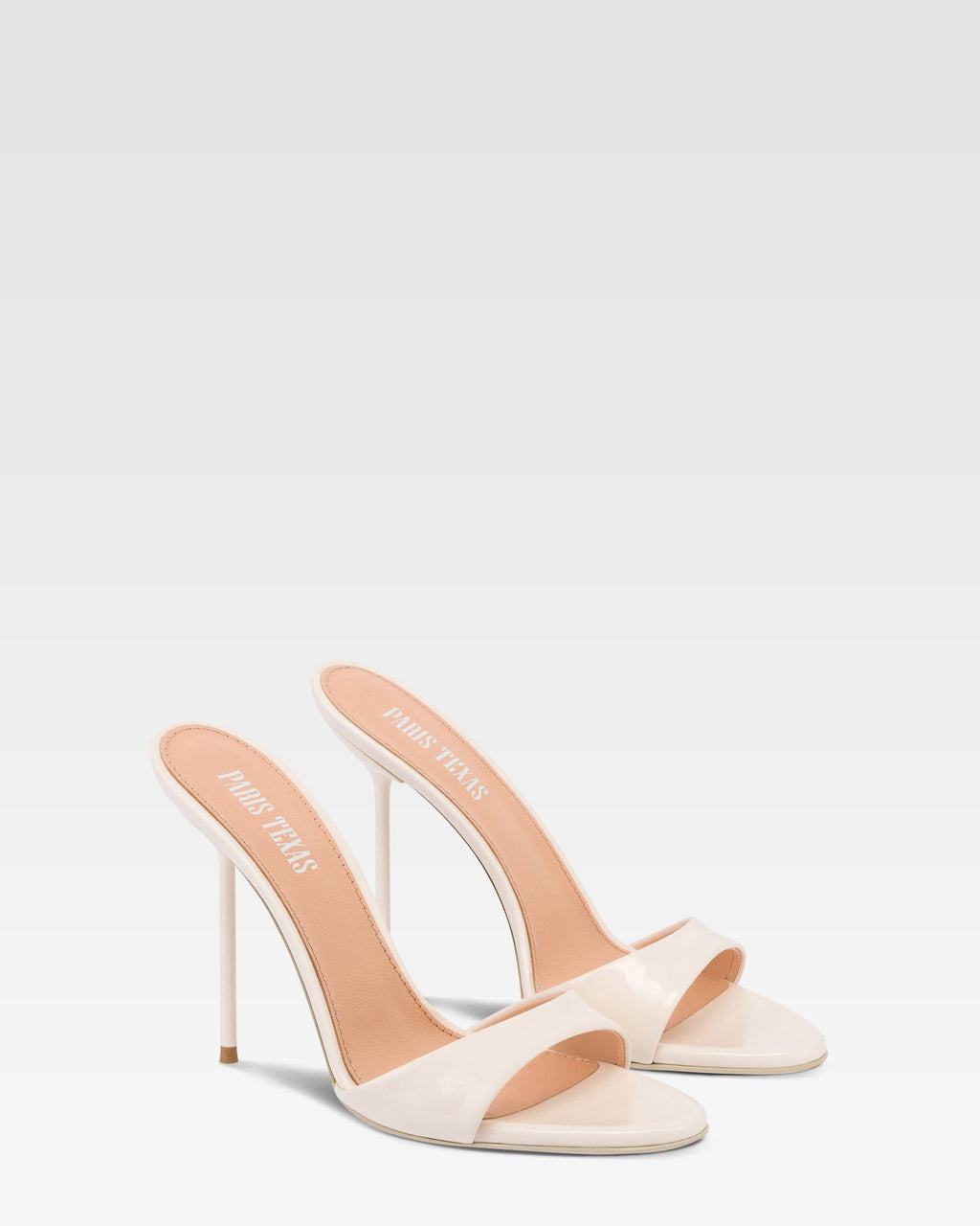 Mules en charol marfil