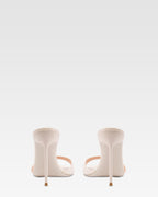 Mules en charol marfil