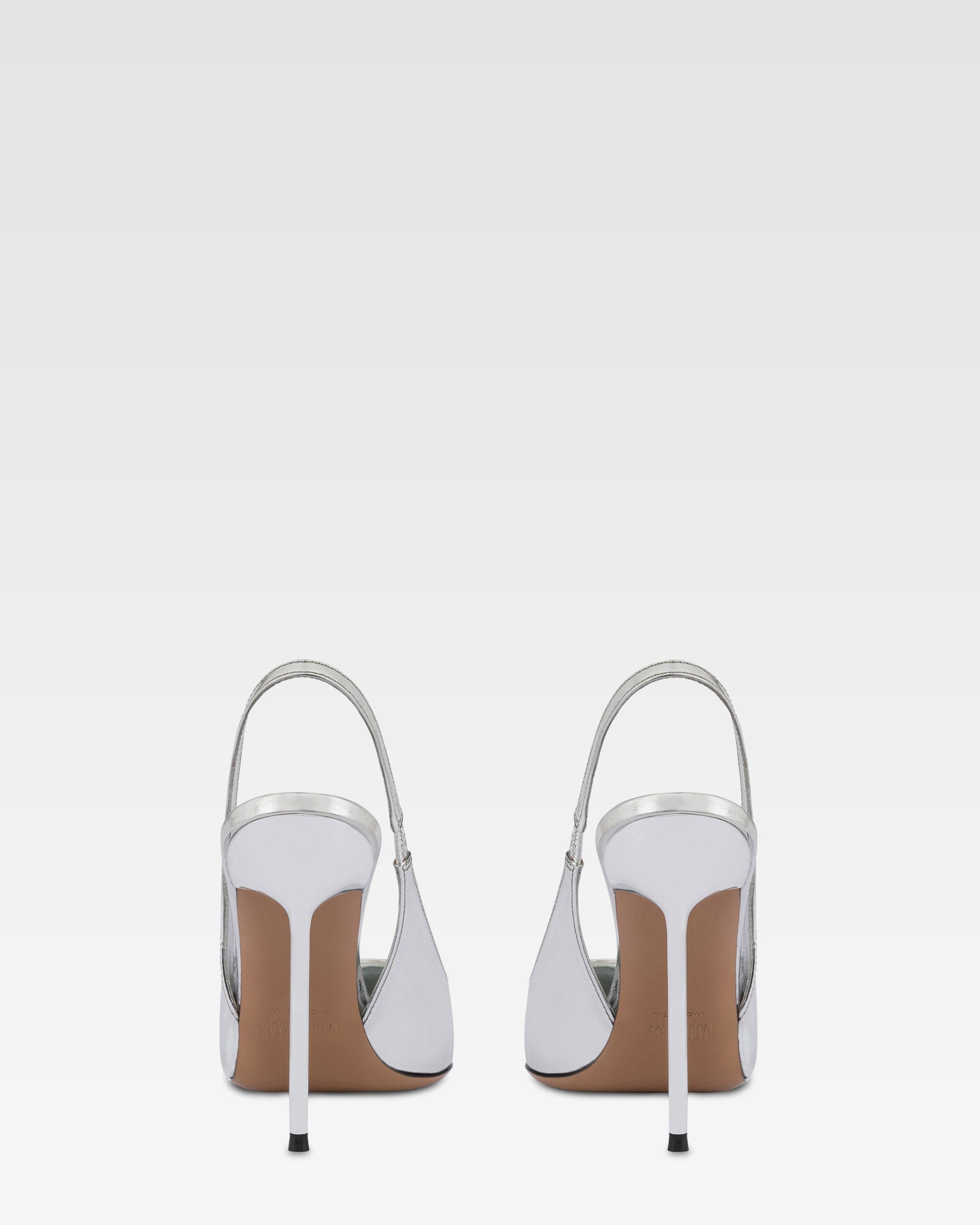 Slingback aus Spiegelleder