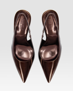 Slingbacks in ebony, mirror-effect leather