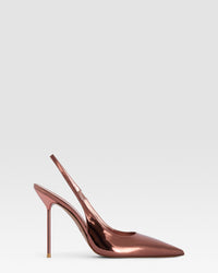 Slingbacks aus tiefschwarzem Leder mit Spiegeleffekt — TEXASROSE