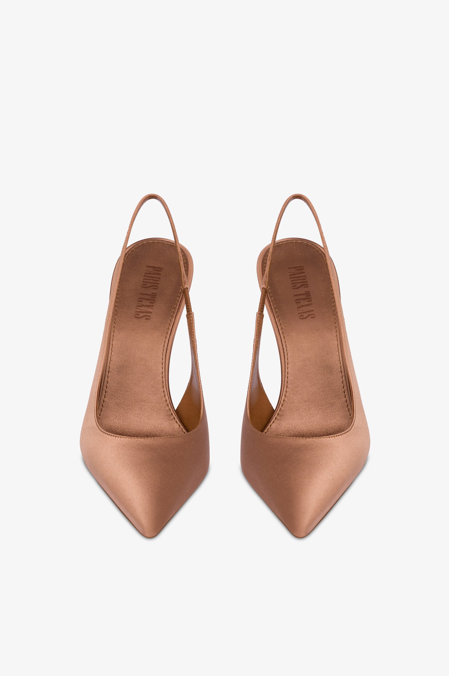 Slingbacks in caramel satin.