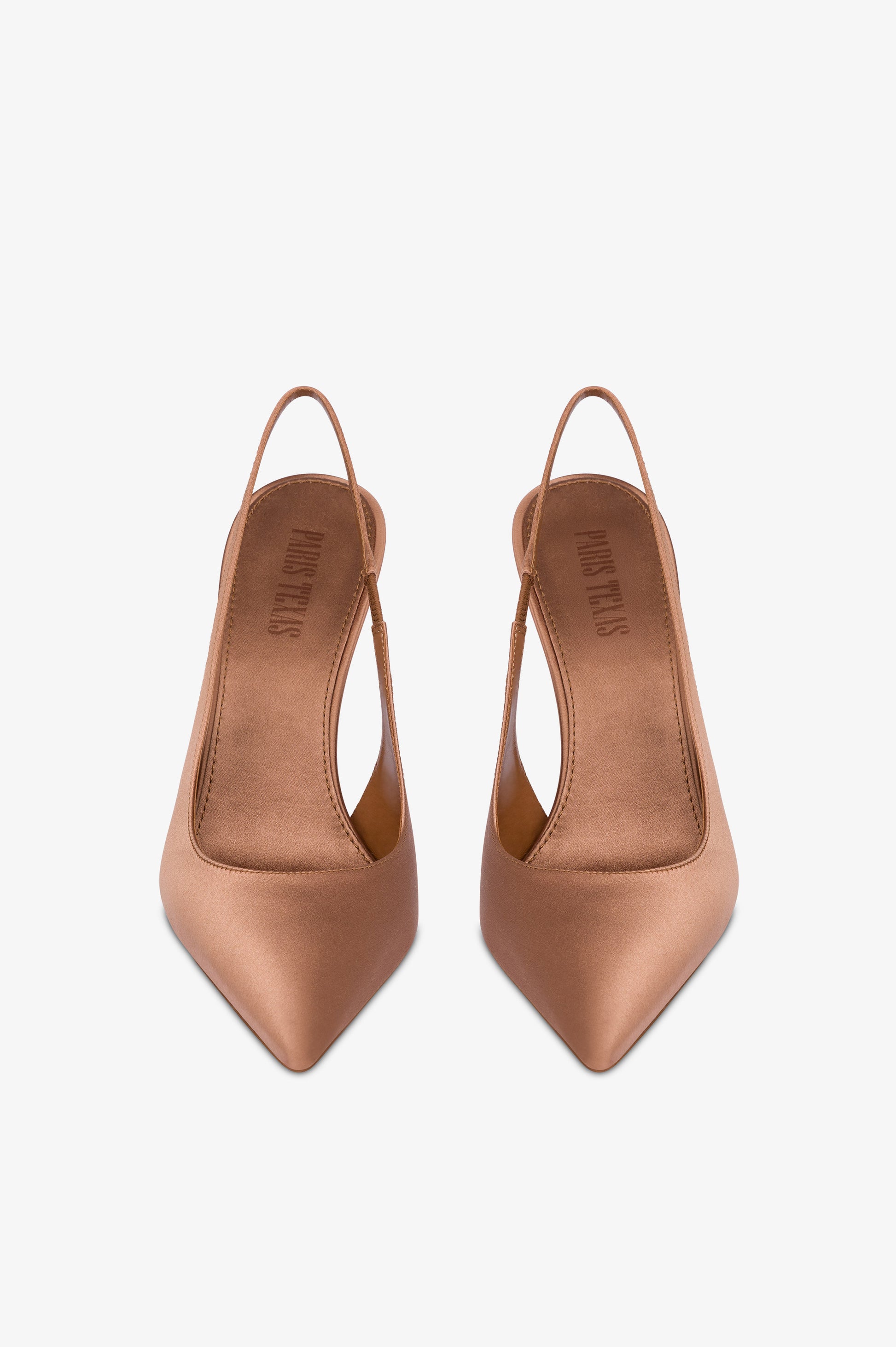 Slingbacks in caramel satin.