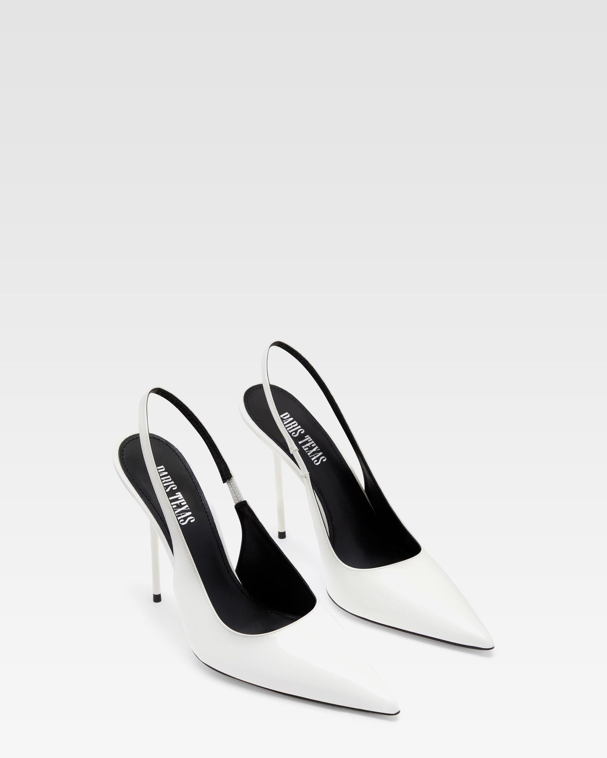 Slingback-Pumps aus weissem Lackleder